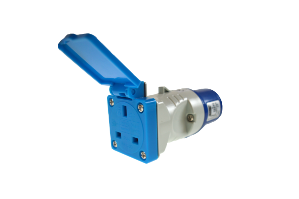 MP3758 230V 16A Caravan Plug to BS Socket Adaptor Display Packed - Image 3