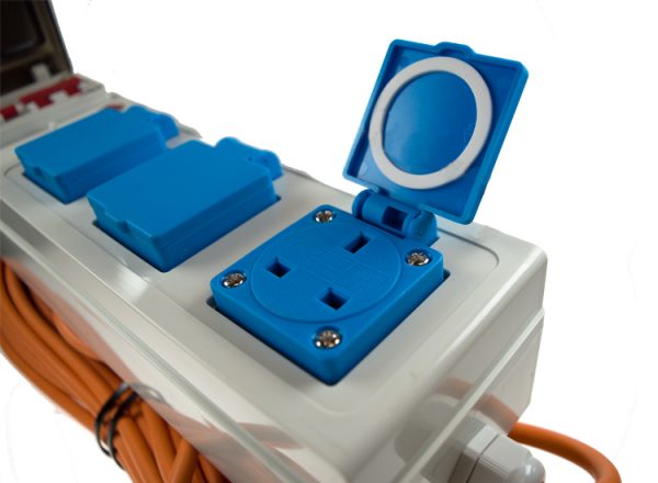 MP3765 230V 10A Mobile Mains Power Unit - Image 2