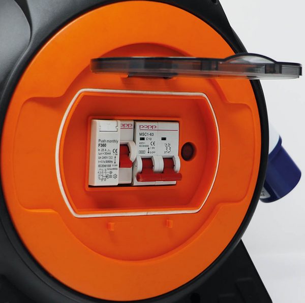 MP3767 15M Roller Mobile Mains Power Unit with LED Light - Image 4