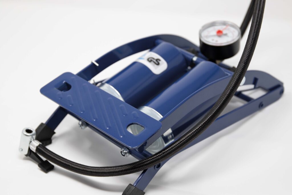 Maypole MP784 Double Foot Pump Maypole Breakdown Essential