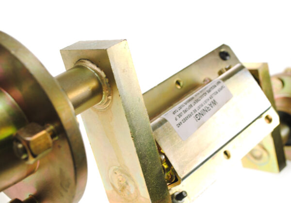 MP208 Pair of 350Kg Suspension Units & Hub - Image 4