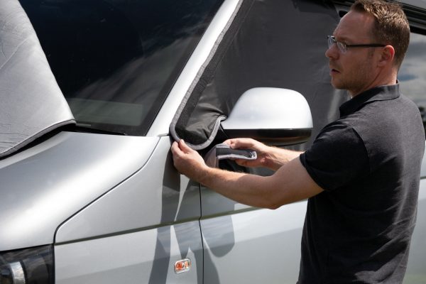 MP6612 External Blackout Screen For Volkswagen T5/T6 Campervans - Image 8